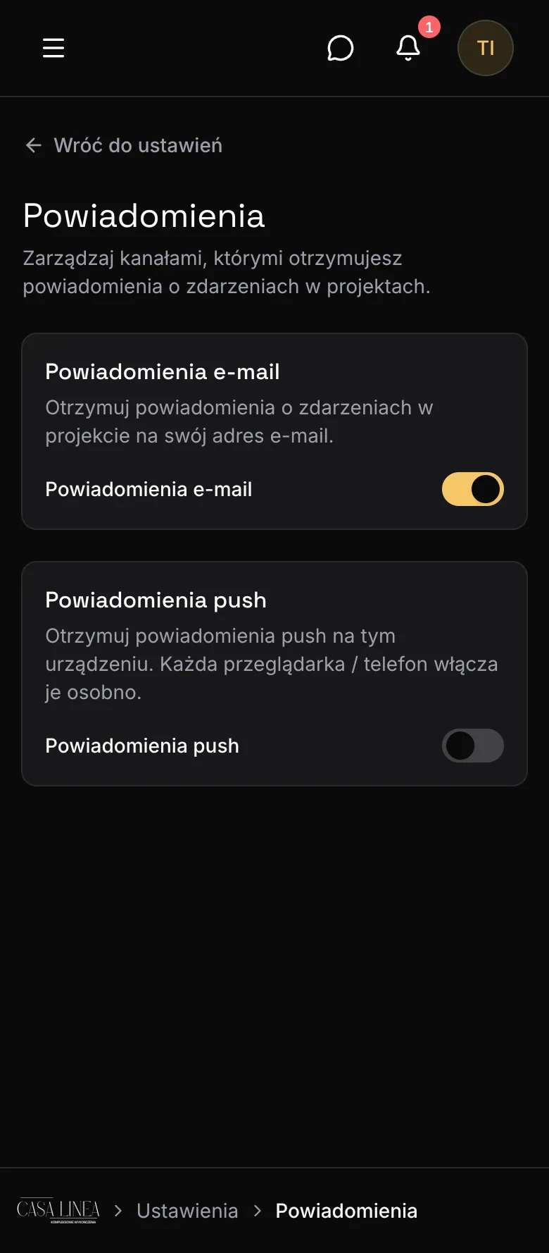 Zrzut ekranu Renoview na telefonie: ustawienia powiadomień z przełącznikami e-mail i push. Dane przykładowe.